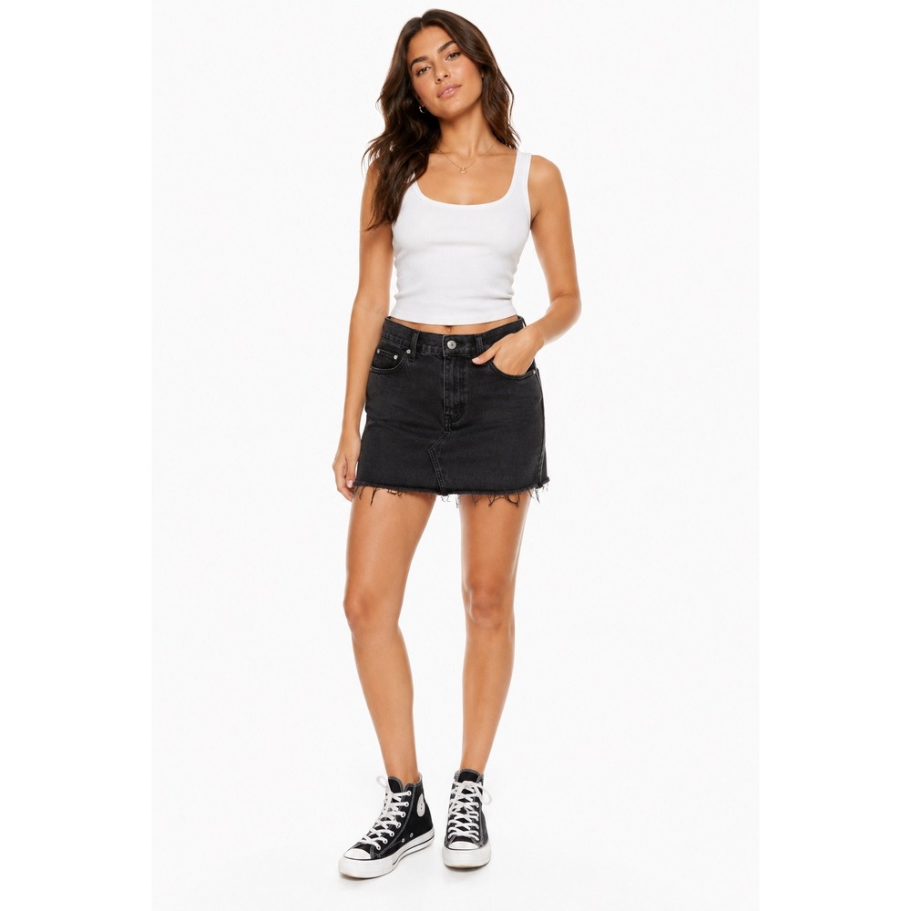 Wilfred Free Aritzia Black Denim Mini Skirt Raw Hem High Waist Size 2